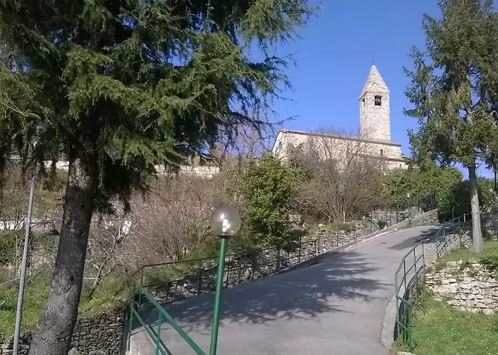 Host Millenaria Semesterbostad *